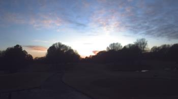 Weather camera view of Windyke Country Club.