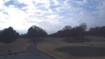 Weather camera view of Windyke Country Club.