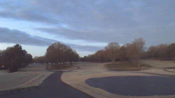 Weather camera view of Windyke Country Club.