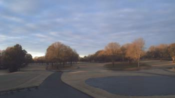 Weather camera view of Windyke Country Club.
