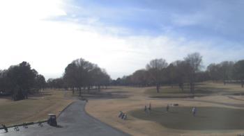 Weather camera view of Windyke Country Club.