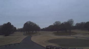 Weather camera view of Windyke Country Club.