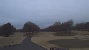 Weather camera view of Windyke Country Club.