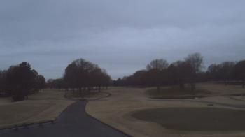 Weather camera view of Windyke Country Club.