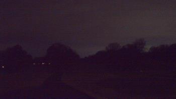 Weather camera view of Windyke Country Club.