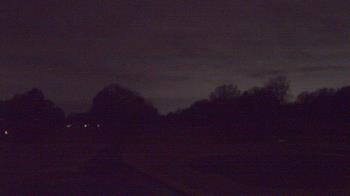 Weather camera view of Windyke Country Club.