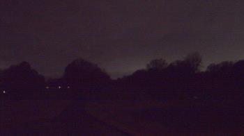 Weather camera view of Windyke Country Club.