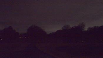 Weather camera view of Windyke Country Club.