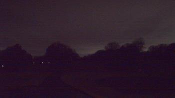 Weather camera view of Windyke Country Club.