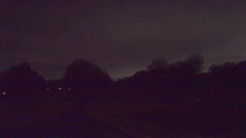 Weather camera view of Windyke Country Club.