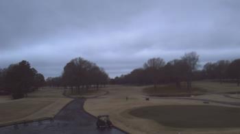 Weather camera view of Windyke Country Club.