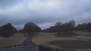 Weather camera view of Windyke Country Club.