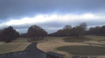 Weather camera view of Windyke Country Club.