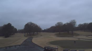 Weather camera view of Windyke Country Club.