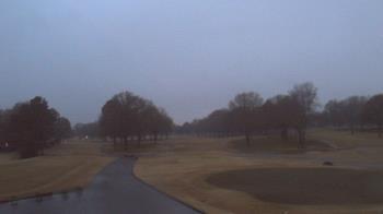 Weather camera view of Windyke Country Club.