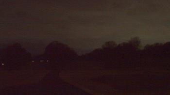 Weather camera view of Windyke Country Club.