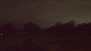 Weather camera view of Windyke Country Club.