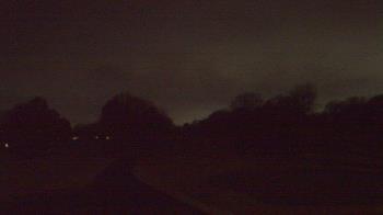 Weather camera view of Windyke Country Club.
