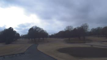 Weather camera view of Windyke Country Club.