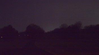 Weather camera view of Windyke Country Club.