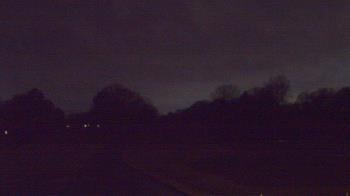 Weather camera view of Windyke Country Club.