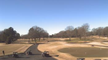 Weather camera view of Windyke Country Club.