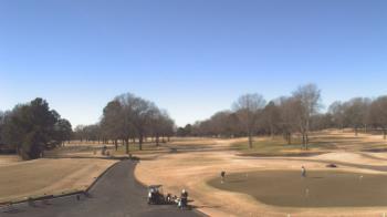 Weather camera view of Windyke Country Club.