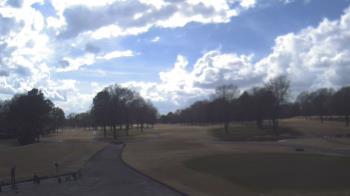Weather camera view of Windyke Country Club.