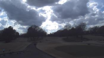 Weather camera view of Windyke Country Club.