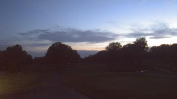 Weather camera view of Windyke Country Club.