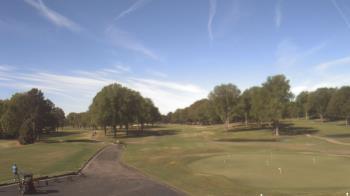 Weather camera view of Windyke Country Club.