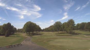 Weather camera view of Windyke Country Club.
