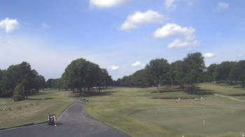 Weather camera view of Windyke Country Club.