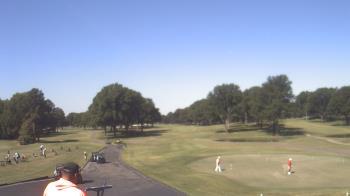 Weather camera view of Windyke Country Club.