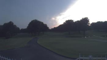 Weather camera view of Windyke Country Club.