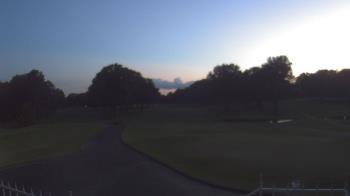 Weather camera view of Windyke Country Club.
