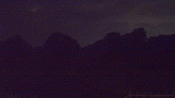 Weather camera view of Windyke Country Club.