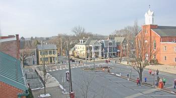 Weather camera view of A&M Pizza.
