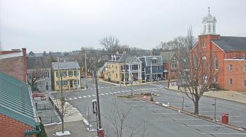 Weather camera view of A&M Pizza.