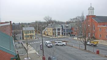 Weather camera view of A&M Pizza.