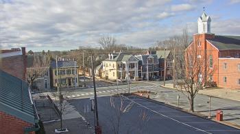 Weather camera view of A&M Pizza.