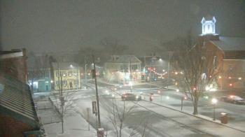 Weather camera view of A&M Pizza.