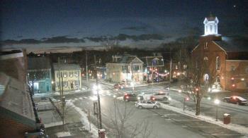 Weather camera view of A&M Pizza.