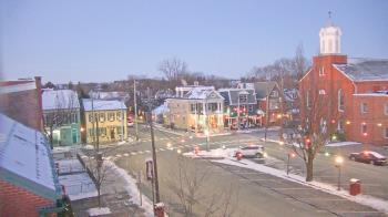 Weather camera view of A&M Pizza.