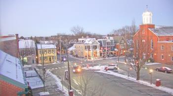 Weather camera view of A&M Pizza.