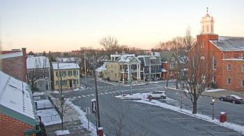 Weather camera view of A&M Pizza.