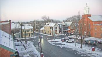 Weather camera view of A&M Pizza.