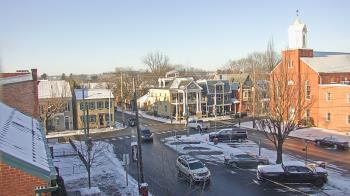 Weather camera view of A&M Pizza.