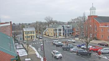 Weather camera view of A&M Pizza.