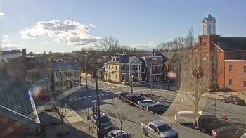 Weather camera view of A&M Pizza.